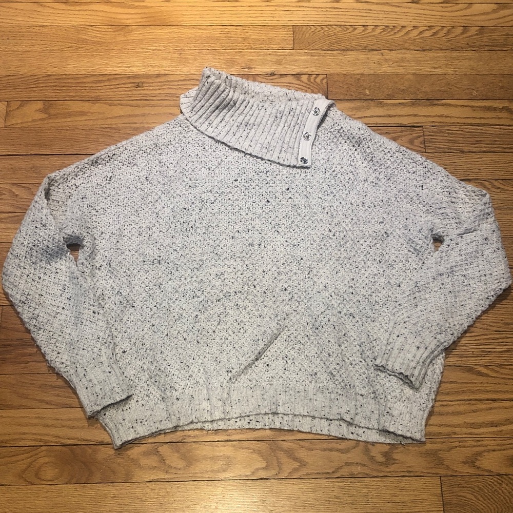 Michael Stars Snap Turtleneck Sweater. Size XS